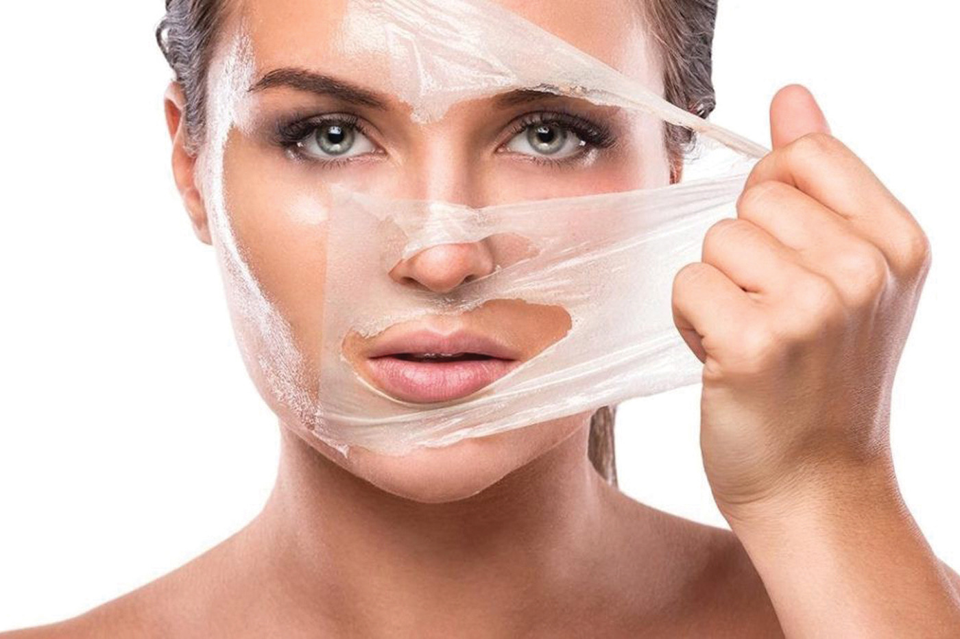L’Oreal patents self-bubbling peel-off face mask which reduces water consumption