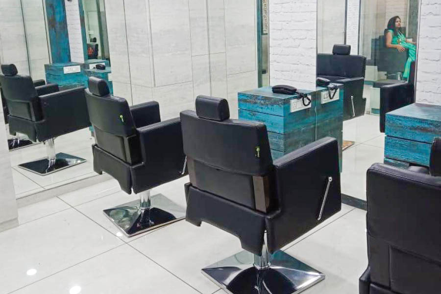 Dubai’s Parlour