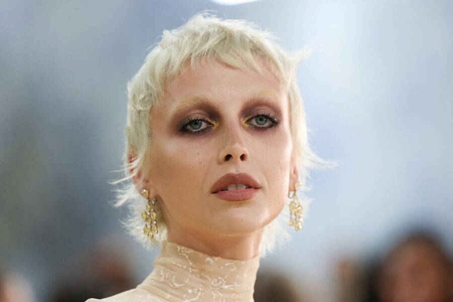 Emma Chamberlain's Makeup at Met Gala 2026